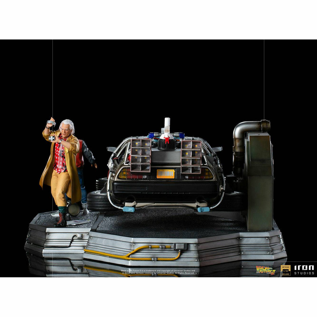 Iron Studios Back to the Future Part II DeLorean (Full Deluxe Version including Marty McFly and Doc Brown) 1:10 Scale Statues