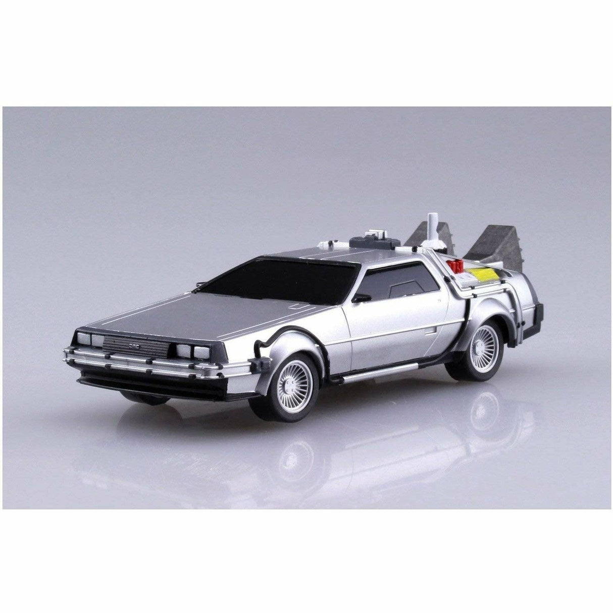 Back to the Future Part II pull-back DeLorean 1:43 scale plastic model kit