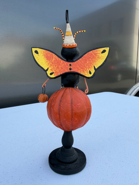 Chris Aliss — Lori Mitchell Halloween Figurine