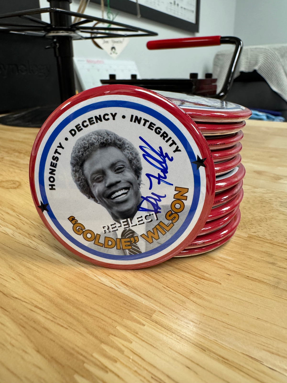 Donald Fullilove Goldie Wilson Autographed Magnet