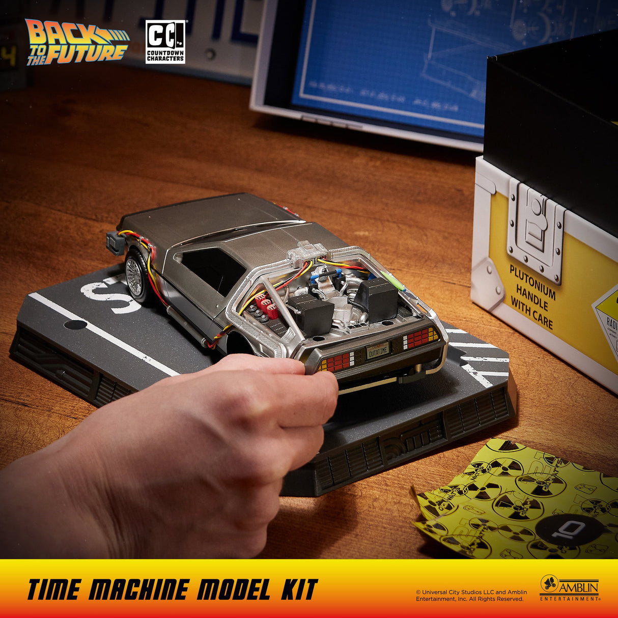 Back to the Future: Time Machine Countdown Character Model Kit