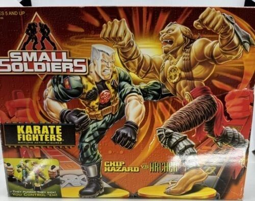 Rare Small Soldiers Karate Fighters Chip Hazard Vs Archer Action Figures Movie