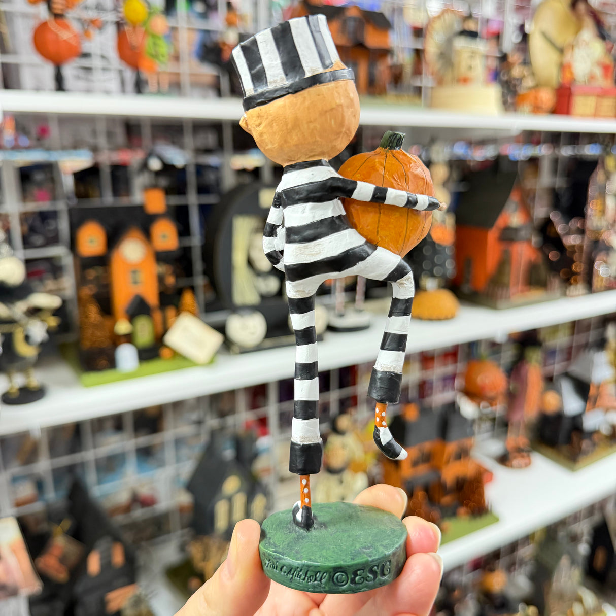 Pumpkin Thief — Lori Mitchell Halloween Figurine RARE