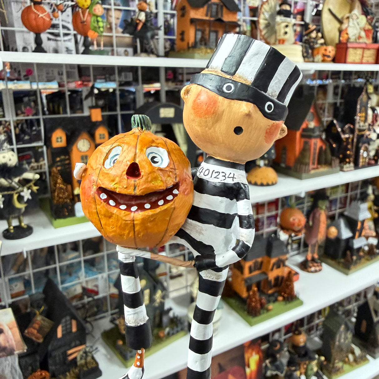 Pumpkin Thief — Lori Mitchell Halloween Figurine RARE